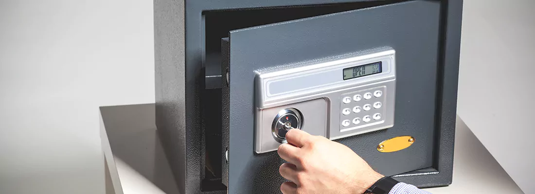 Safe Opening Repair in Holiday